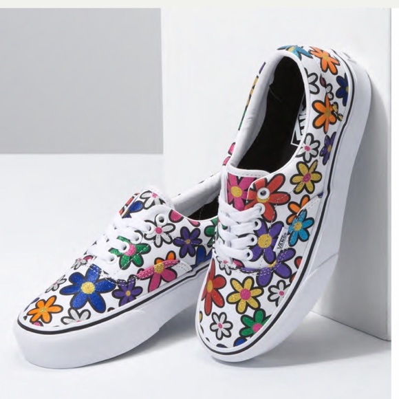glitter daisy vans